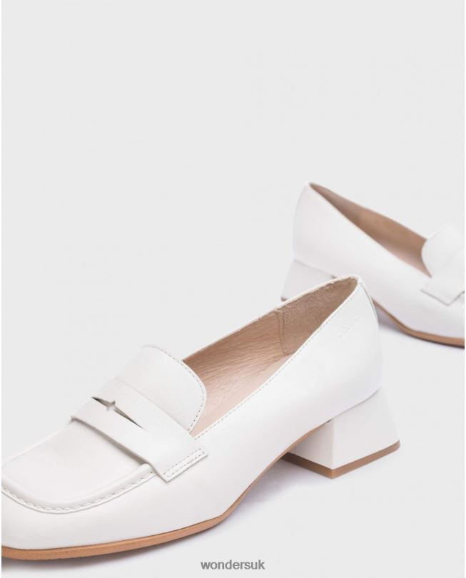 Footwear VZ2PD222 Women Wonders Off White Gift Moccasin