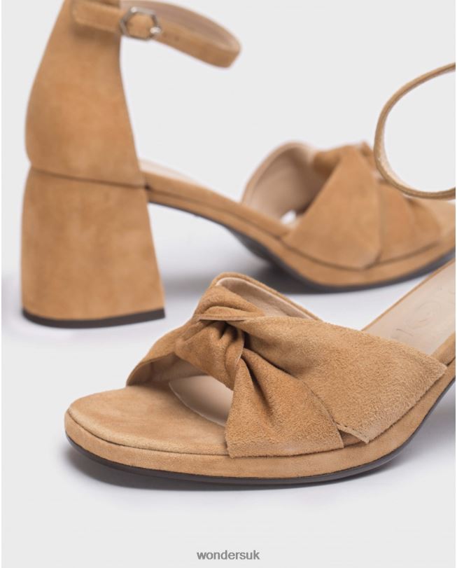 Footwear VZ2PD110 Women Wonders Sand Brown Cali Sandal