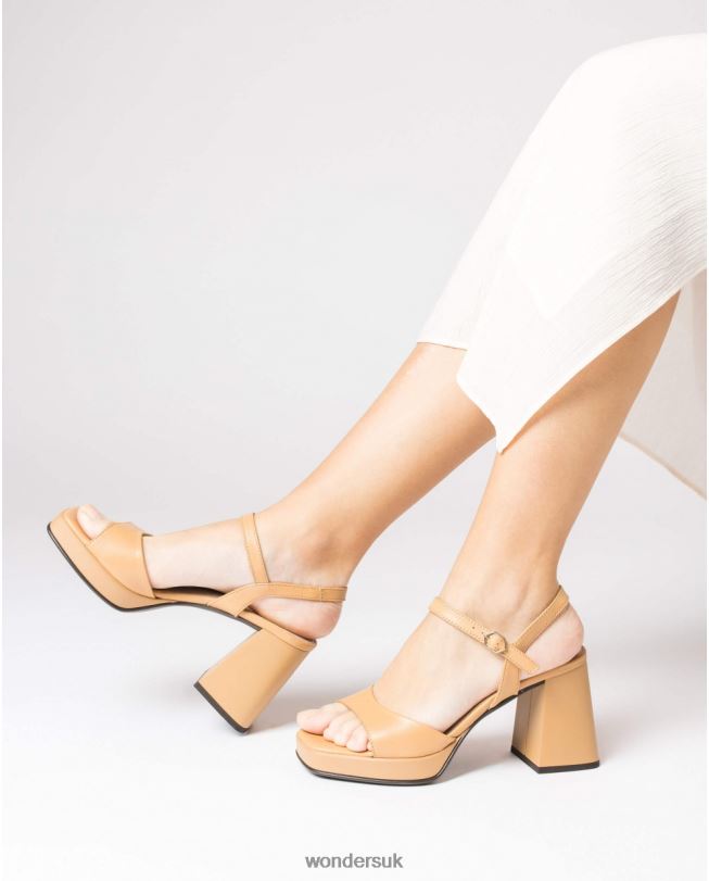 Footwear VZ2PD112 Women Wonders Sand Brown Beatle Sandal