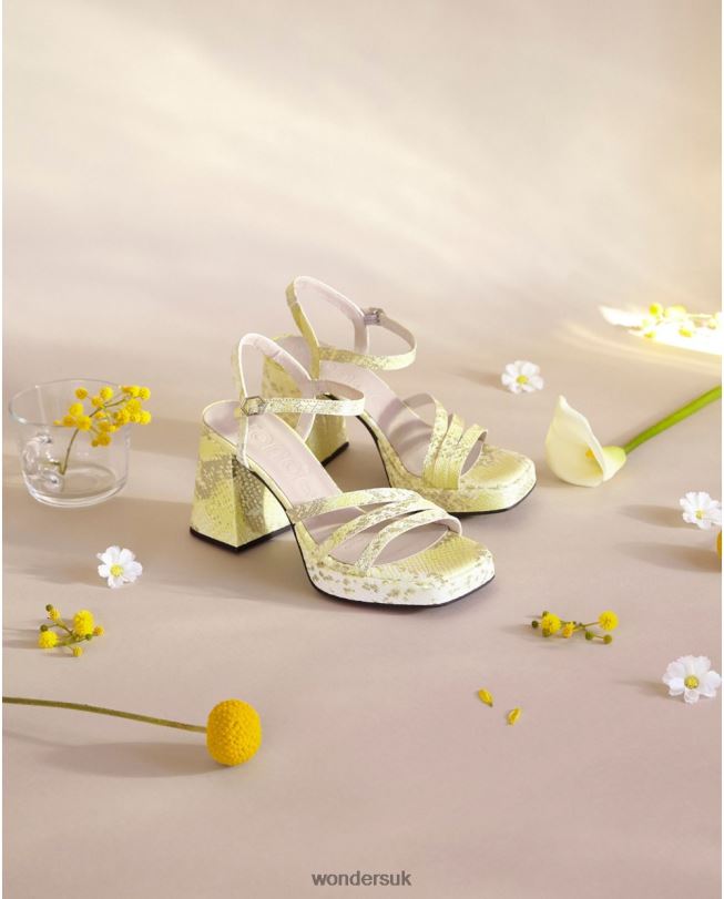 Footwear VZ2PD1 Women Wonders Lima Lime Green Love Sandal