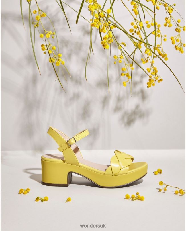 Footwear VZ2PD243 Women Wonders Lima Yellow Luna Sandal