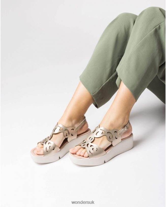 Footwear VZ2PD261 Women Wonders Platino Platinum Afro Sandal