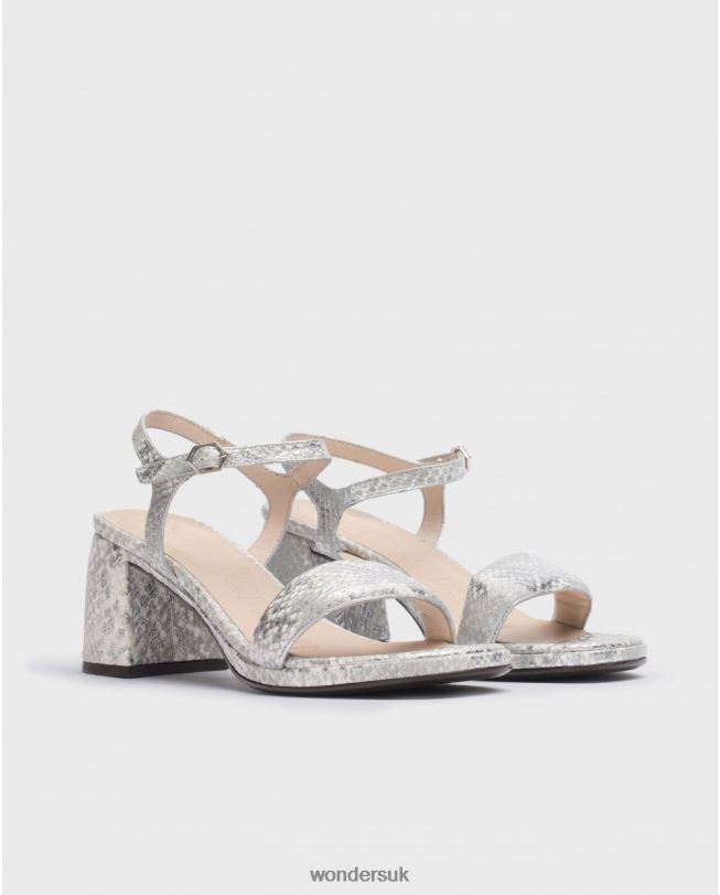 Footwear VZ2PD4 Women Wonders Plata Silver River Sandal