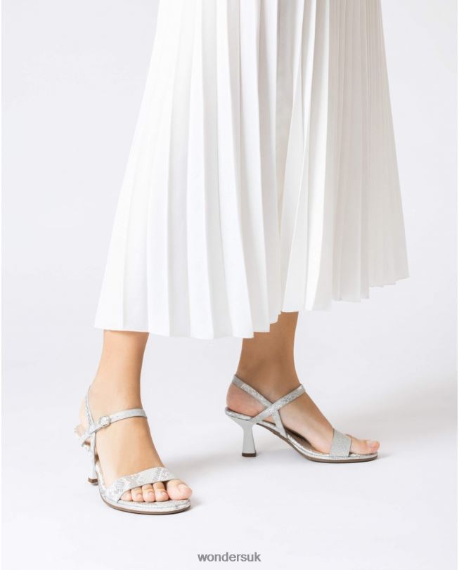 Footwear VZ2PD66 Women Wonders Plata Silver Coco Sandal