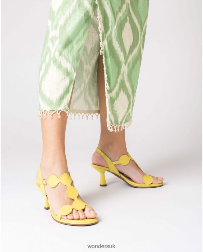 Footwear VZ2PD75 Women Wonders Lima Yellow Drew Sandal