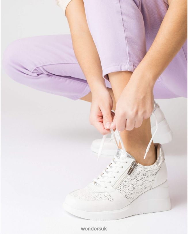 Footwear VZ2PD128 Women Wonders Off/Plata White Change Sneaker