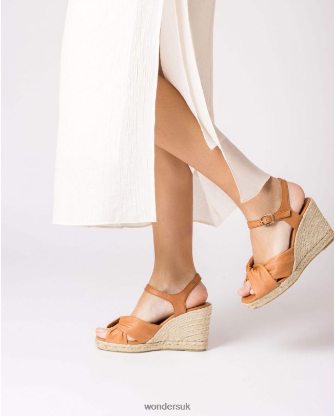 Footwear VZ2PD45 Women Wonders Camel Brown Anuk Sandal